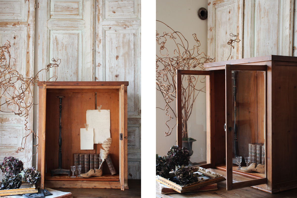 Q77 フランスアンティーク 揺らめくガラスのディスプレイケース 収納